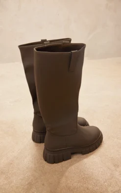 Prettylittlething Khaki Wide Fit Pu Slip On Knee High Boots Khaki -Pretty Soles Shop 1f6367da318618b58f12af872b5d12d85ba6c267 cnf9056 3