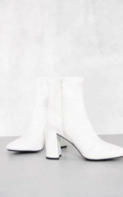 Prettylittlething White Pu Wide Fit Round Toe Heeled Ankle Sock Boots White -Pretty Soles Shop 3d64fc0f450adae5c209b9fe945af984684417cd cng1925 3