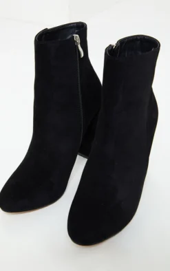 Prettylittlething Black Behati Faux Suede Ankle Boots Black -Pretty Soles Shop 461afd692744ecd94af96b0129b0b6ac8f1ee40a CNG3837 4