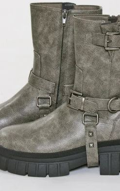 Prettylittlething Grey Cleated Sole Buckle Detail Ankle Boots Grey -Pretty Soles Shop 4899da37980ffb27ff8a847fda85c071dc07c03d cnf0052 4