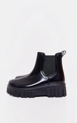 Prettylittlething Black Rubber Wellie Chelsea Ankle Boots Black -Pretty Soles Shop 48d45bd1df637442802751e4d97ae85001ee8167 cnf8920 3