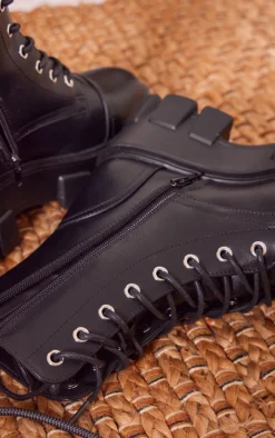 Prettylittlething Black Lace Up Extreme Cleated Sole Combat Boots Black -Pretty Soles Shop 5bccd4f4c58c5ecde04d497663f29e3aac20f8f7 cmk1514 4