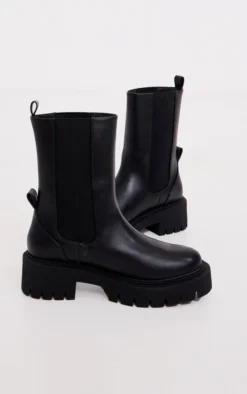 Prettylittlething Black Wide Fit Ribbed Chunky Sole Chelsea Ankle Boots Black -Pretty Soles Shop 62758668619e1075027f967dd1063cc7f7465f5c cnf5431 4