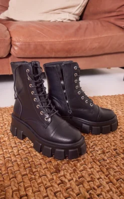 Prettylittlething Black Lace Up Extreme Cleated Sole Combat Boots Black -Pretty Soles Shop 915030e792f459e3b2846bd6f53797abea2d3e9f cmk1514 3