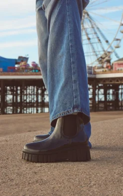 Prettylittlething Black Rubber Wellie Chelsea Ankle Boots Black