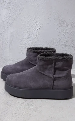 Prettylittlething Grey Faux Suede Round Toe Thick Flat Sole Ankle Boots Grey 7 Prettylittlething Grey Faux Suede Round Toe Thick Flat Sole Ankle Boots Grey -Pretty Soles Shop ca71ca5bd43b185fde7ab3c51761a5f32340a0b8 cmz0732 4