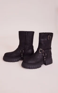 Prettylittlething Black Faux Suede Round Toe Buckle Detail Chunky Platform Ankle Boots Black -Pretty Soles Shop cde0849b3cbb298ad86c4d29cbf87002af826388 cnf9040 3