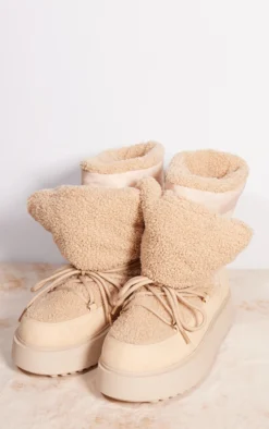 Prettylittlething Beige Faux Suede Contrast Borg Round Lace Up Chunky Platform Snow Boots Beige -Pretty Soles Shop d0175a84ac7d8758fabc33365b1812cde80f606e cnf9054 3