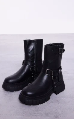 Prettylittlething Black Cleated Sole Buckle Detail Ankle Boots Black -Pretty Soles Shop d11ebbb542de7b572d904e0290a347fd4aca8d2c cnf0051 3