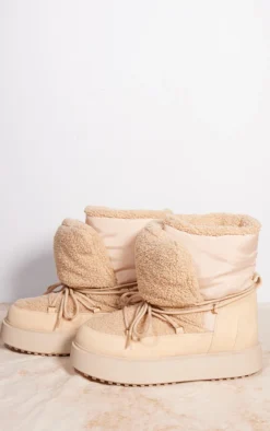 Prettylittlething Beige Faux Suede Contrast Borg Round Lace Up Chunky Platform Snow Boots Beige -Pretty Soles Shop e93f3ef7e727bca4cea2c630f2a562167276e679 cnf9054 4