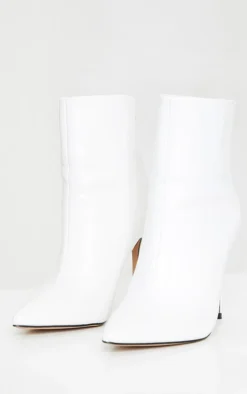 Prettylittlething White Wide Fit Mid Heel Pointed Ankle Boots White -Pretty Soles Shop f38a3c7981be9b870e2e0014c60cfc9b109ccb31 cmn0961 3